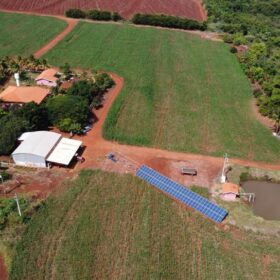 Energia solar viabiliza pivô de irrigação 