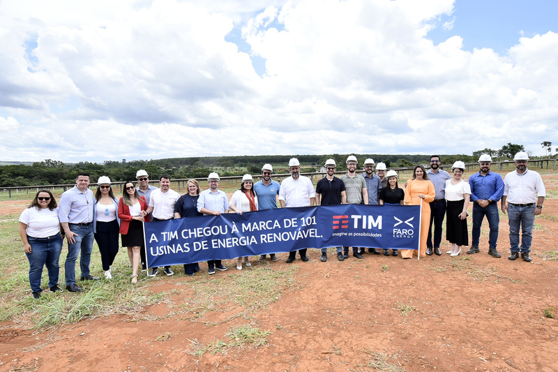 TIM fecha 2023 com 101 usinas de energia renovável